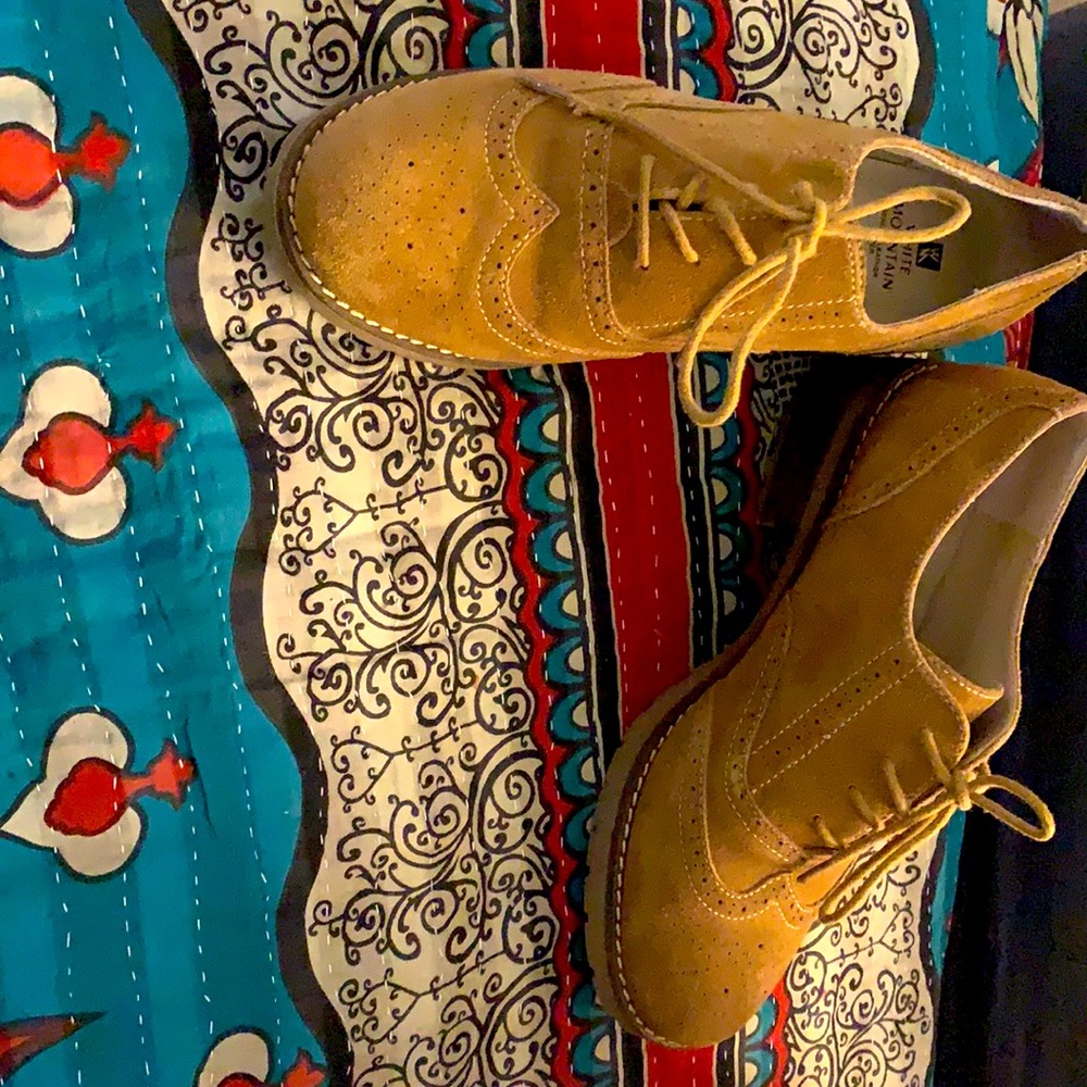 Brown suede Oxford chunky sole